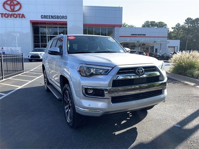 Used 2022 Toyota 4Runner Limited image 2