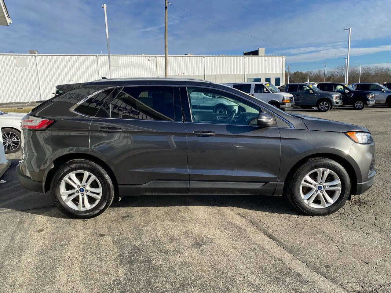 Used 2020 Ford Edge SEL w/ Convenience Package image 8