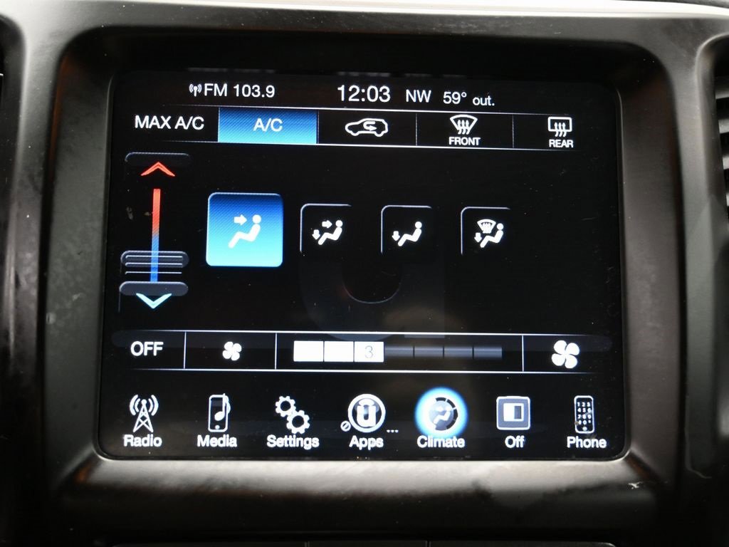 Used 2018 Jeep Cherokee Latitude Plus image 21