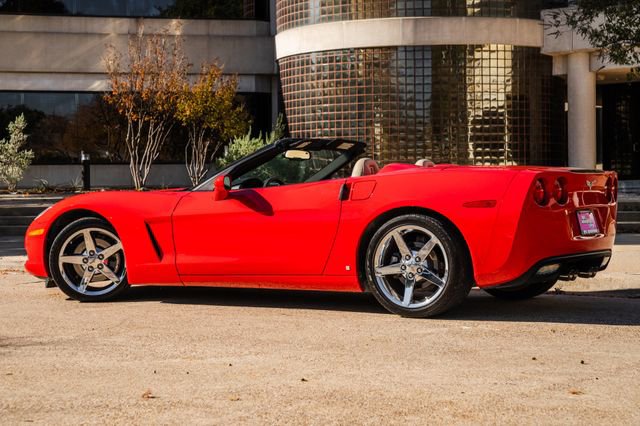 Used 2006 Chevrolet Corvette Convertible w/ Preferred Equipment Group image 48