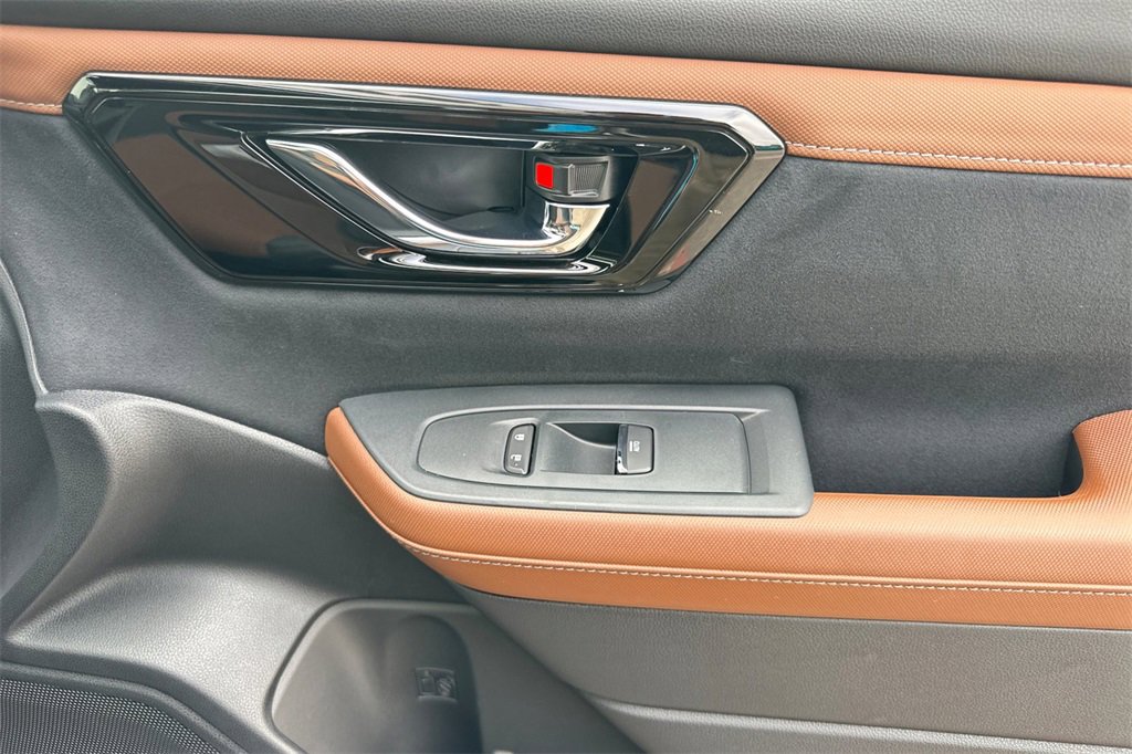 New 2025 Subaru Forester Touring image 22