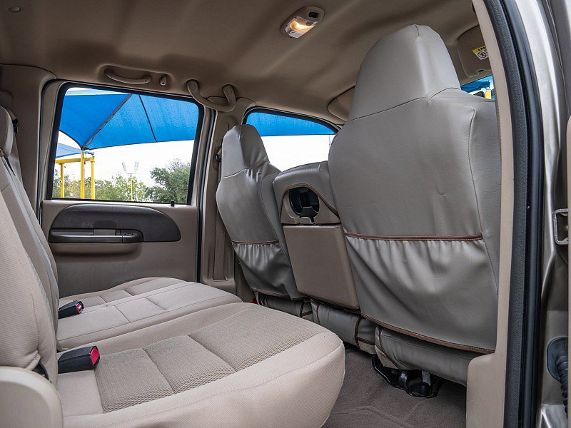 Used 2004 Ford F250 XL image 22