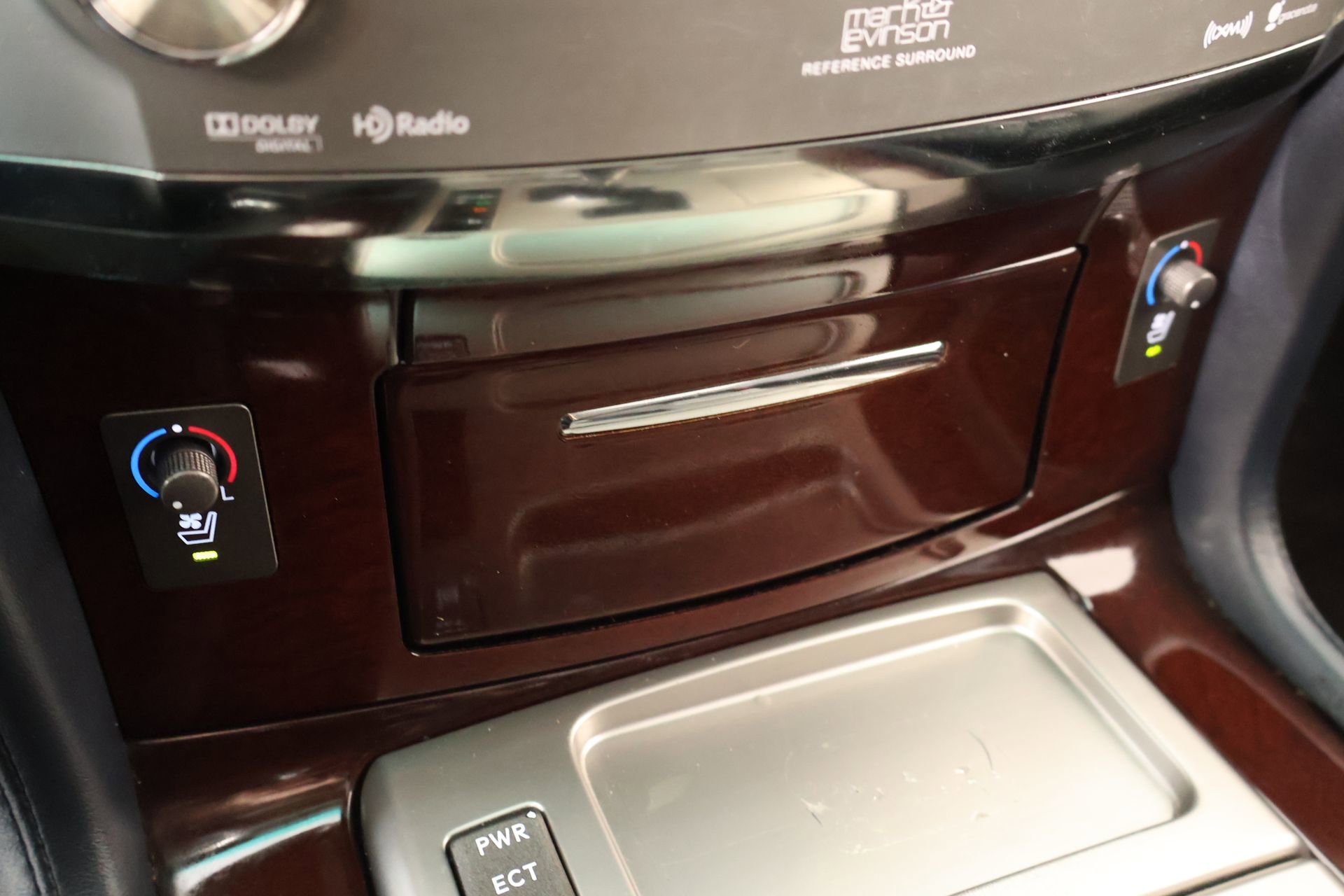 Used 2015 Lexus LX 570 4WD image 8