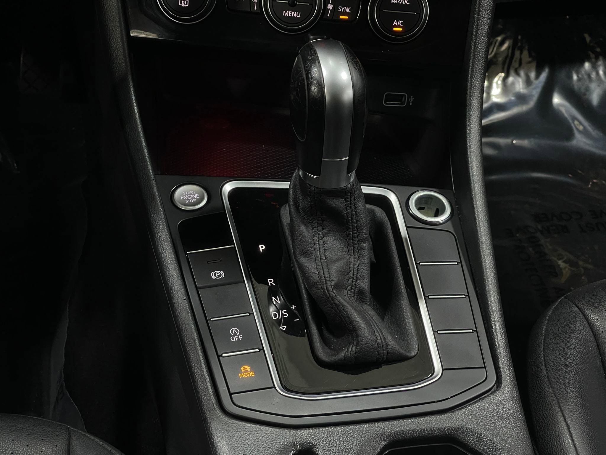 Used 2019 Volkswagen Jetta SEL FWD image 28