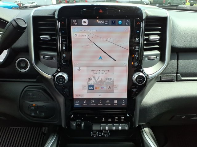 New 2026 RAM 2500 Big Horn AWD/4WD image 22