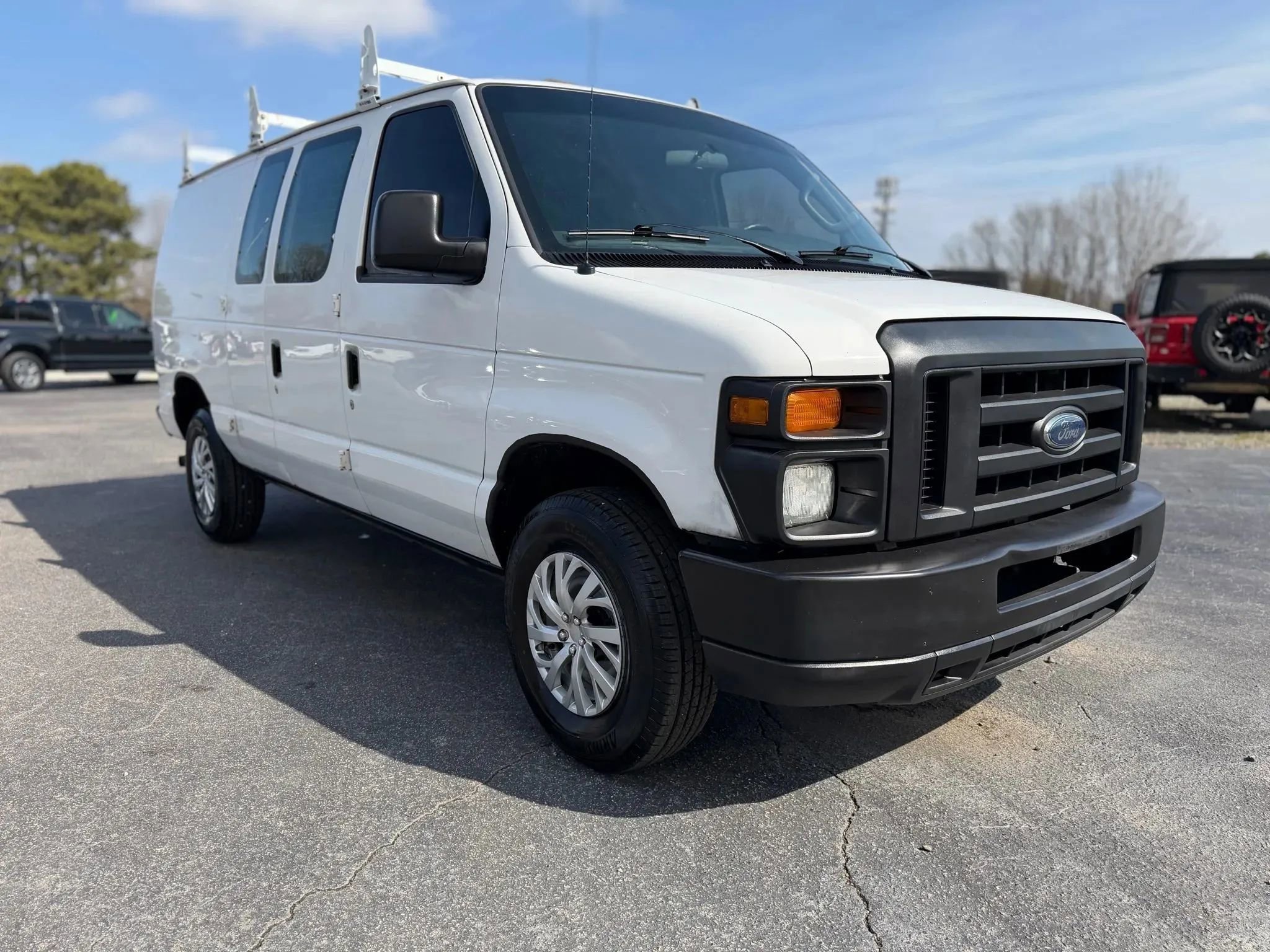 Used 2010 Ford E-250 and Econoline 250 image 5