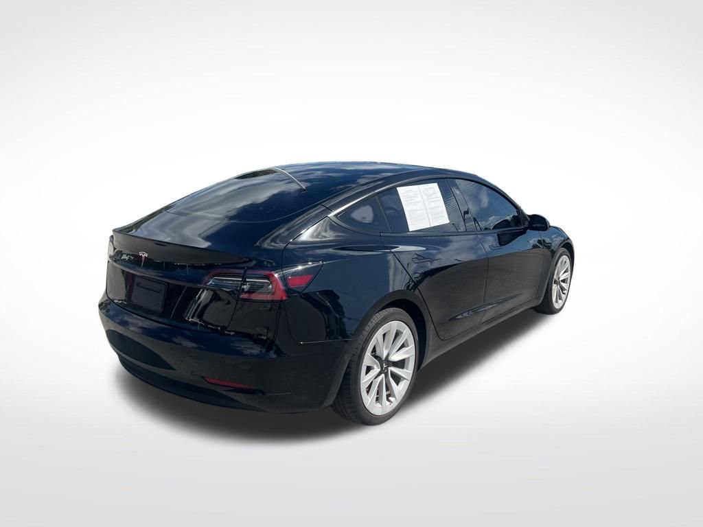 Used 2021 Tesla Model 3 Standard Range Plus RWD image 3