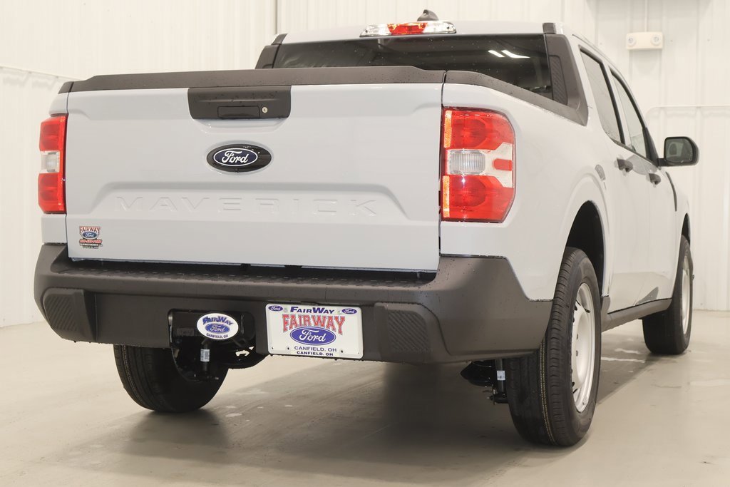 New 2025 Ford Maverick XL image 8