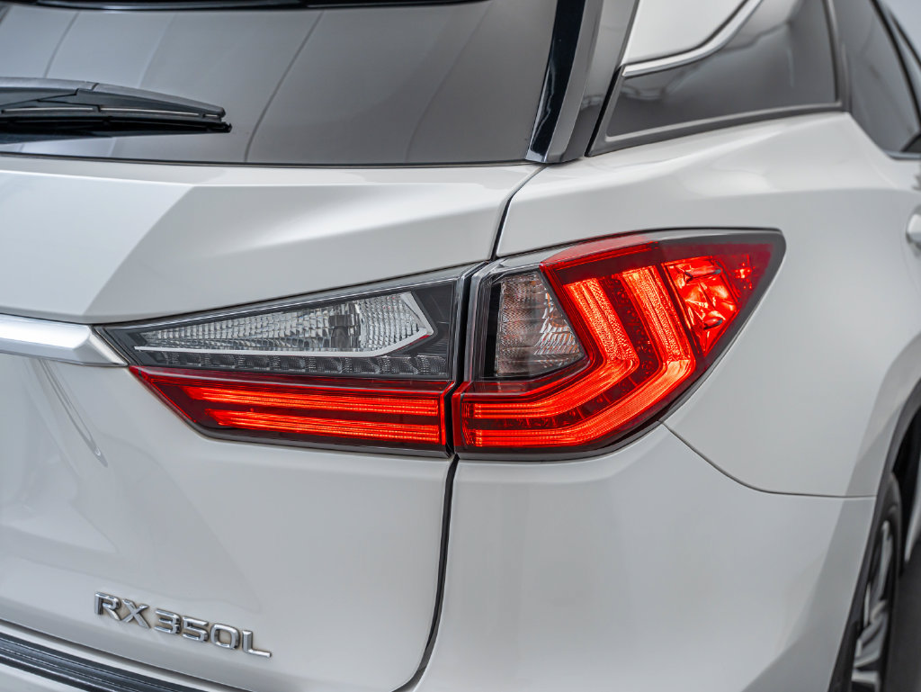 Used 2019 Lexus RX 350L AWD image 9