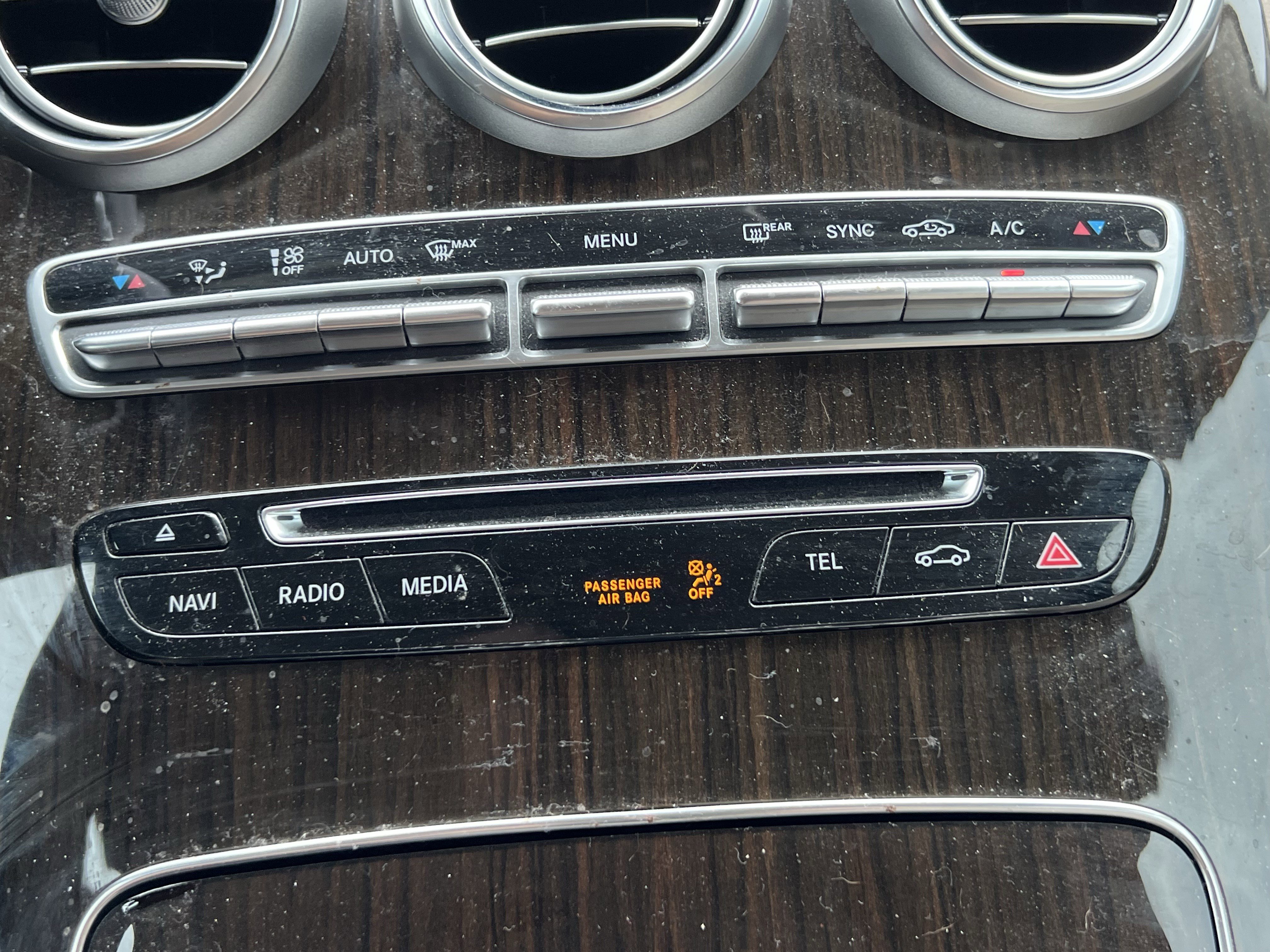 Used 2019 Mercedes-Benz GLC 300 image 30