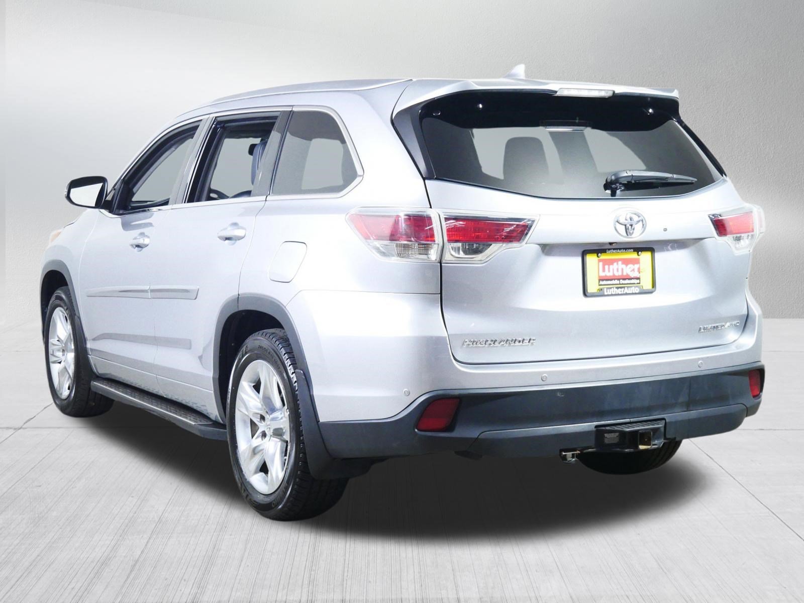 Used 2015 Toyota Highlander Limited Platinum AWD/4WD image 5