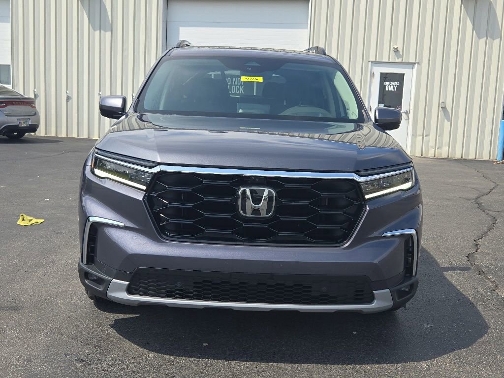 Certified 2024 Honda Pilot Elite image 2