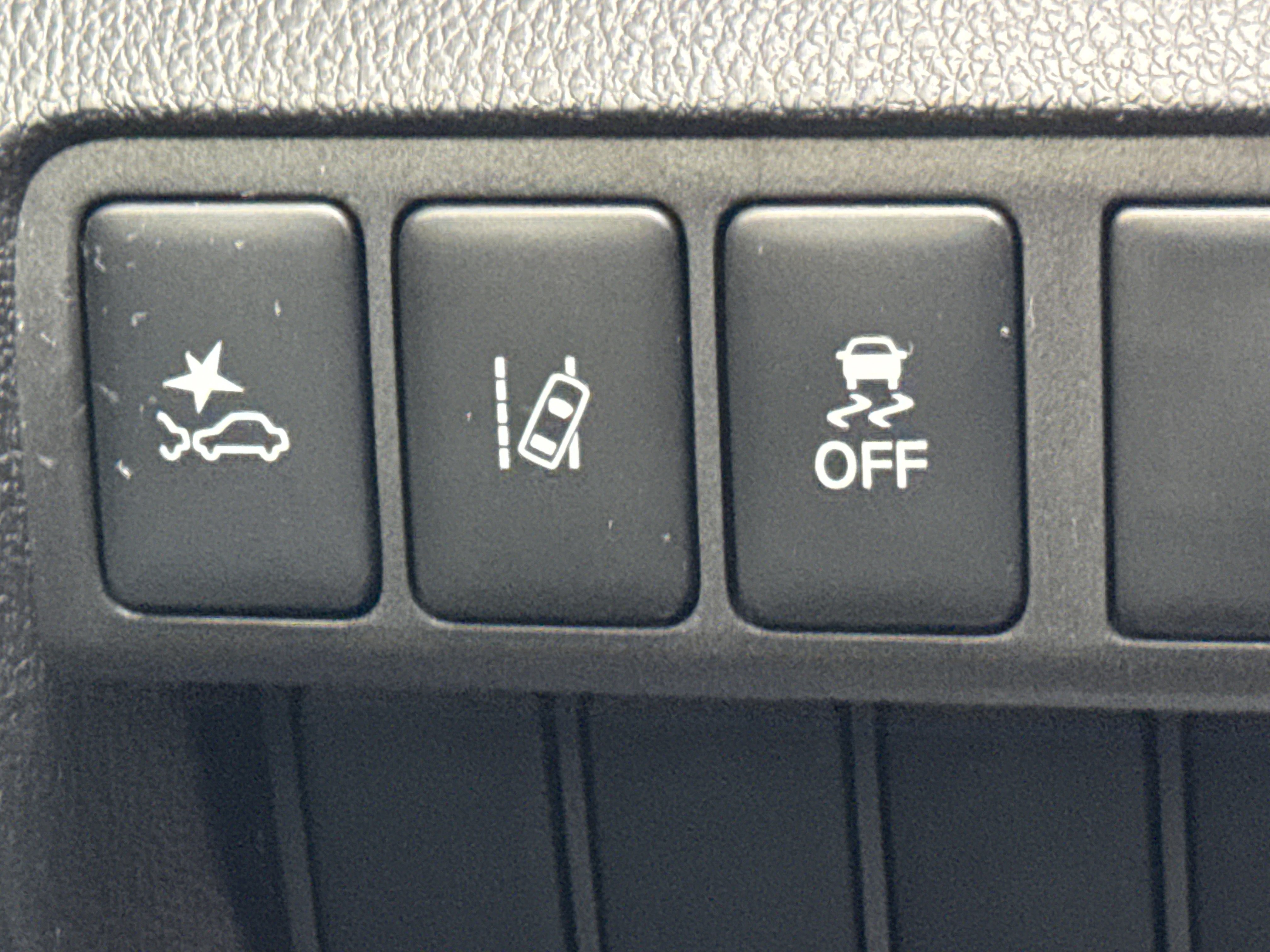 Used 2023 Mitsubishi Eclipse Cross SE image 21