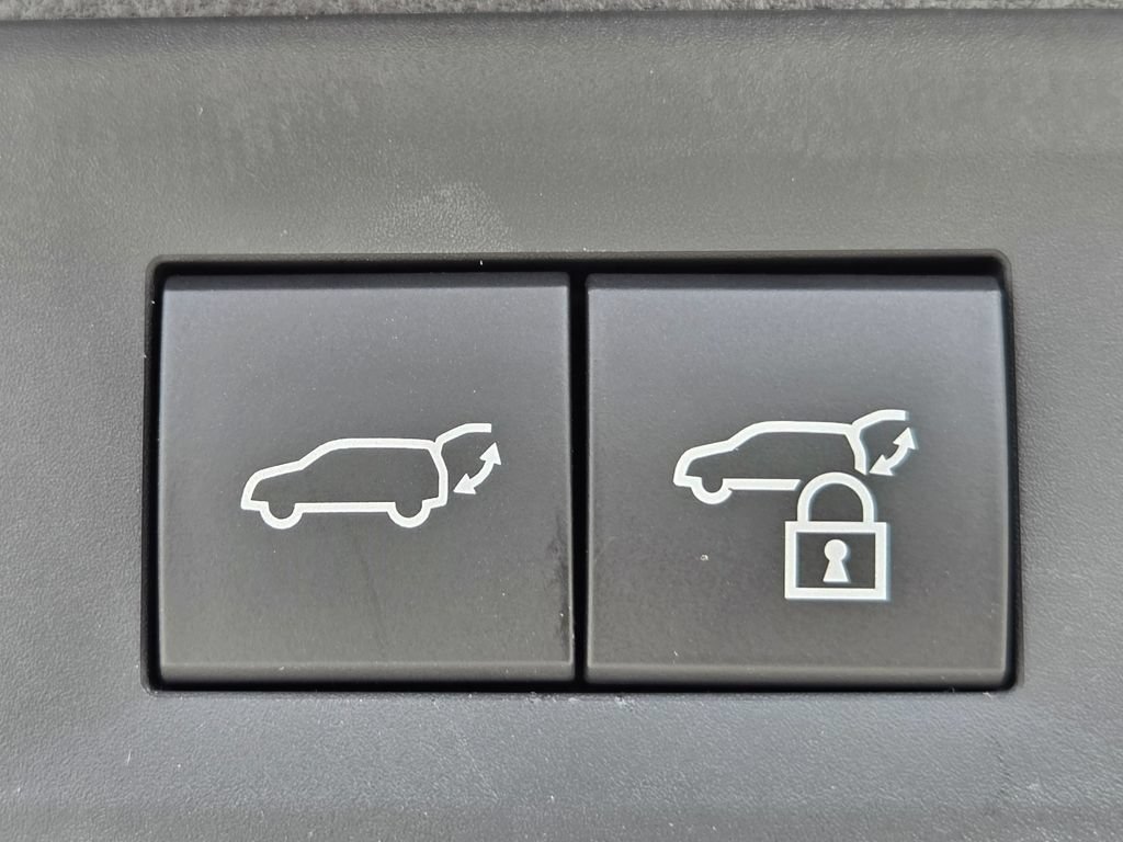 New 2026 Lexus TX 500h AWD image 31