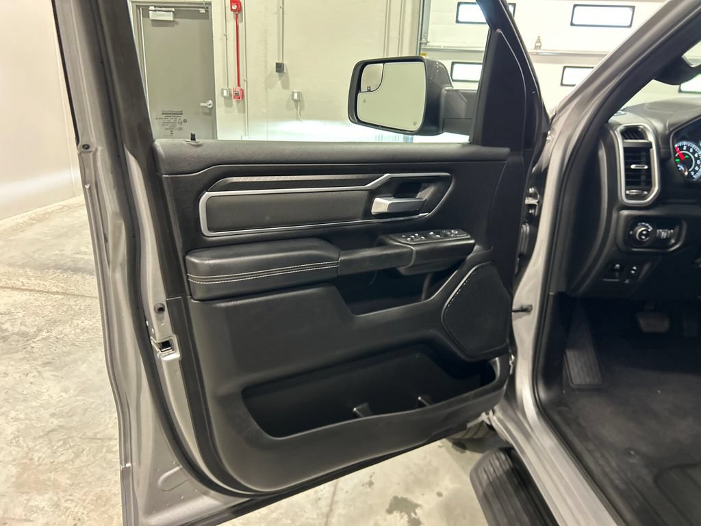 Used 2025 RAM 1500 Lone Star AWD/4WD image 16