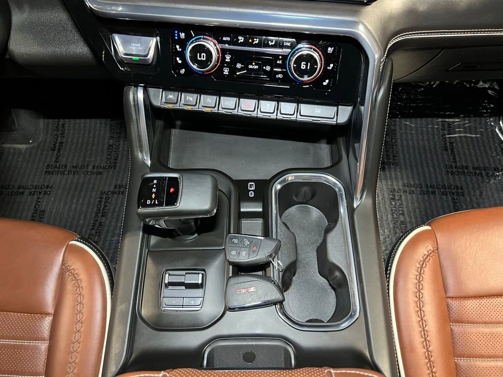 Used 2024 GMC Sierra 1500 Denali Ultimate image 10