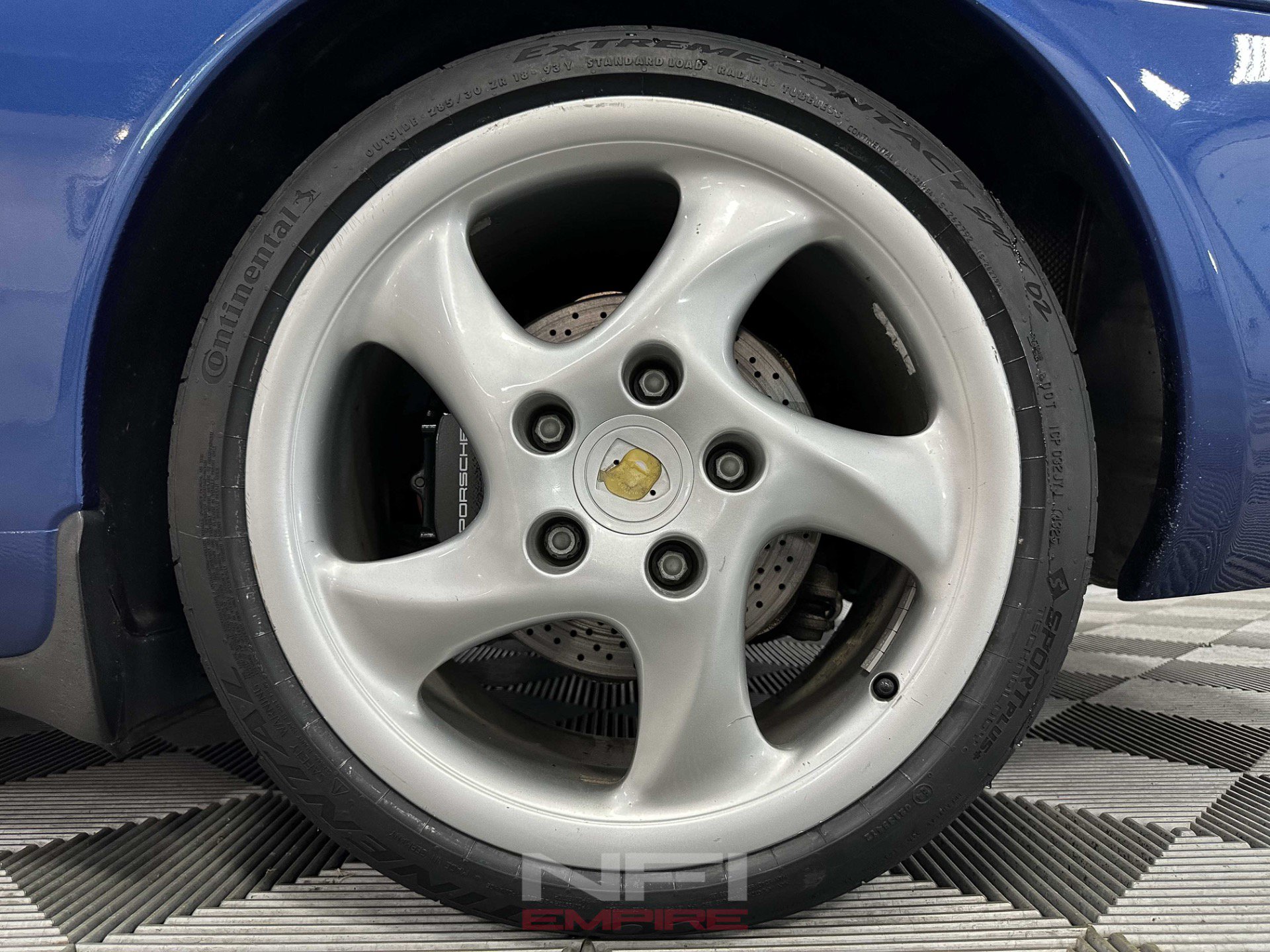 Used 2002 Porsche 911 Cabriolet image 31