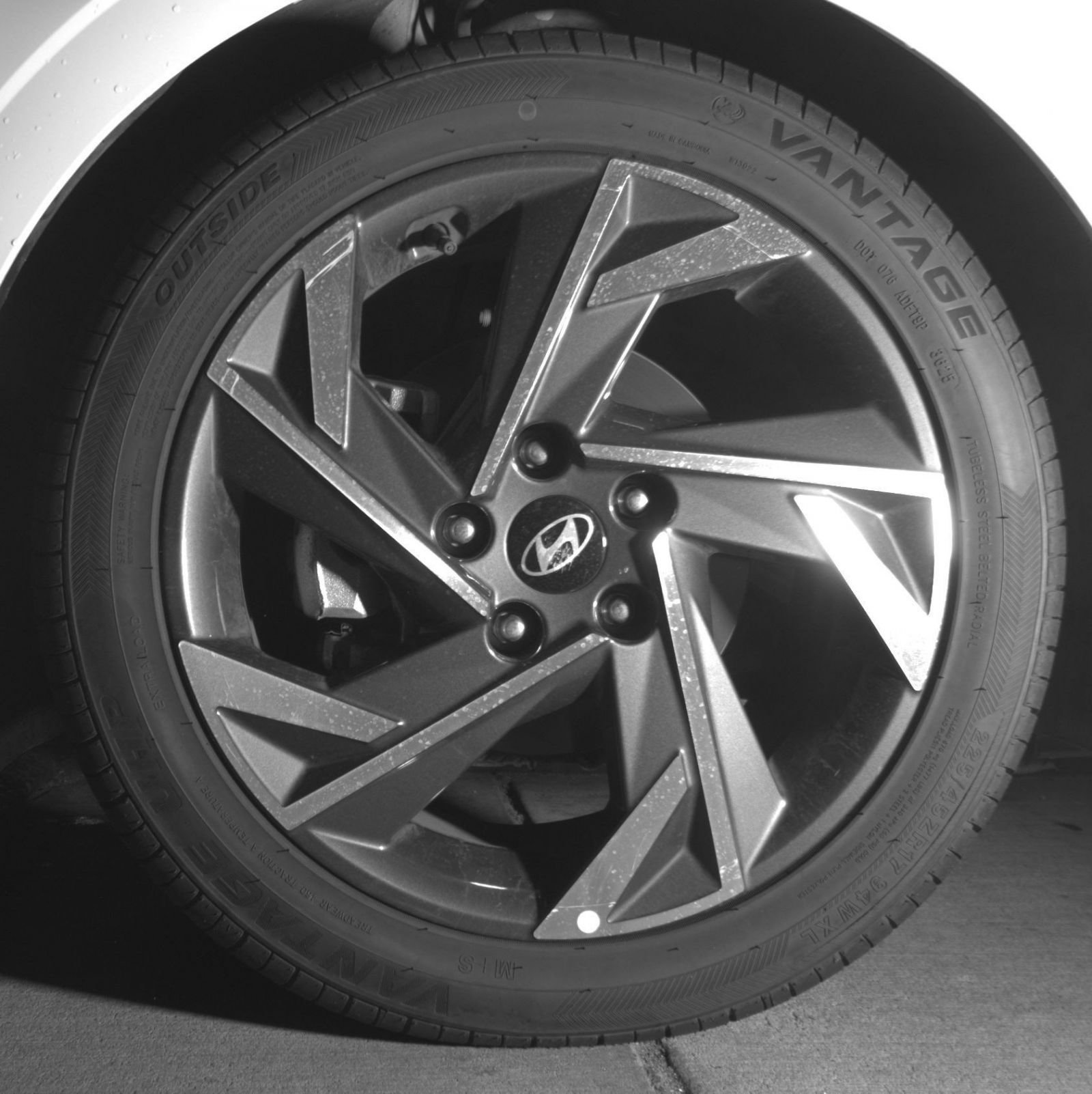 Used 2025 Hyundai Elantra SEL FWD image 15