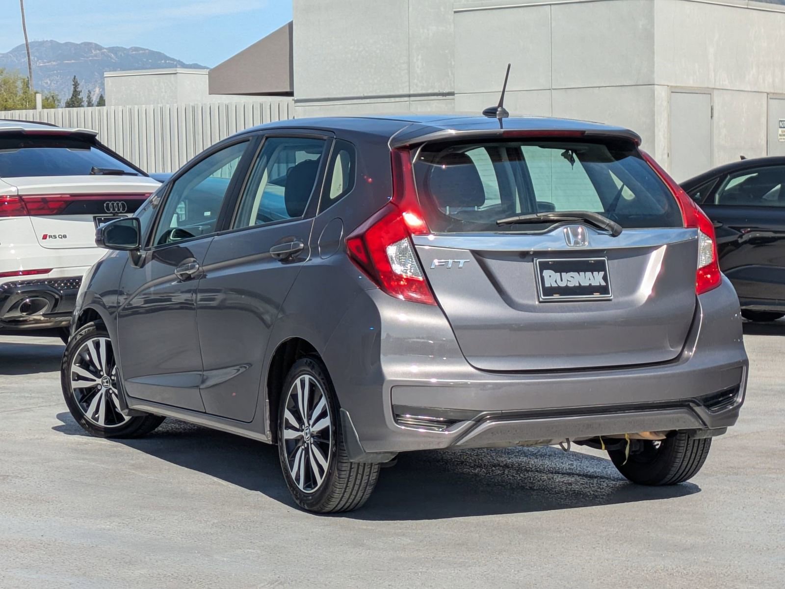 Used 2018 Honda Fit EX image 2