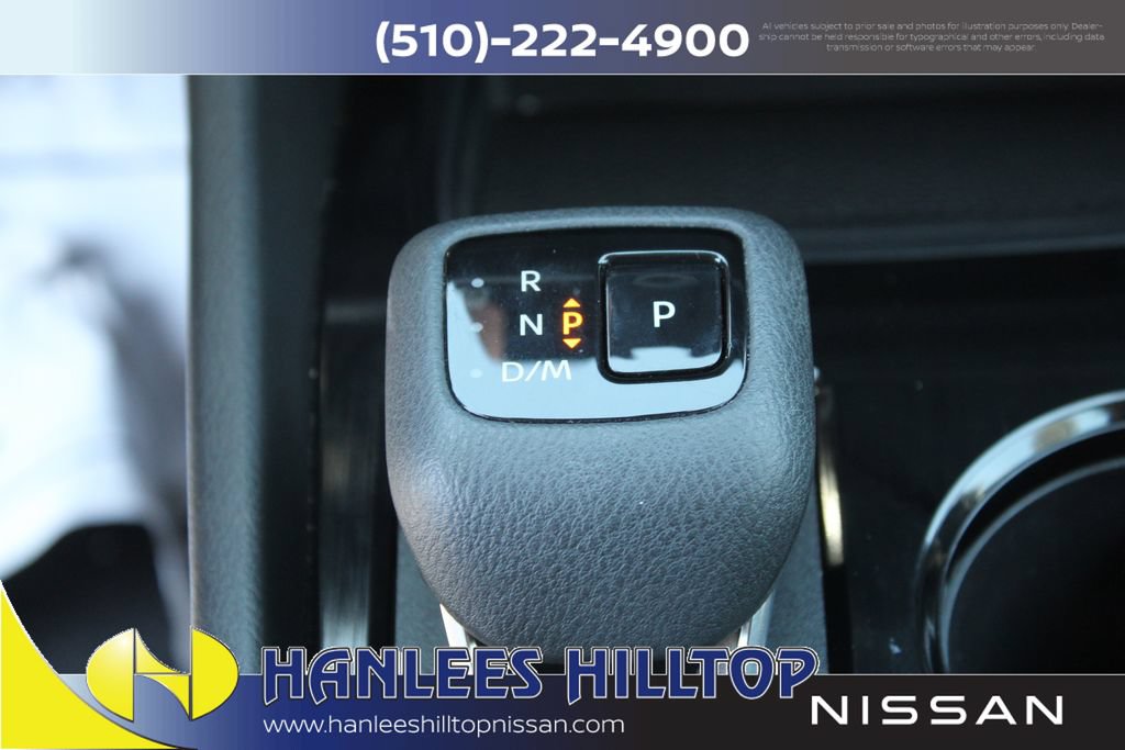 Used 2025 Nissan Rogue SV FWD image 23