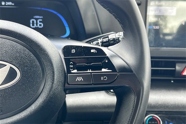 Used 2025 Hyundai Elantra Sport image 29