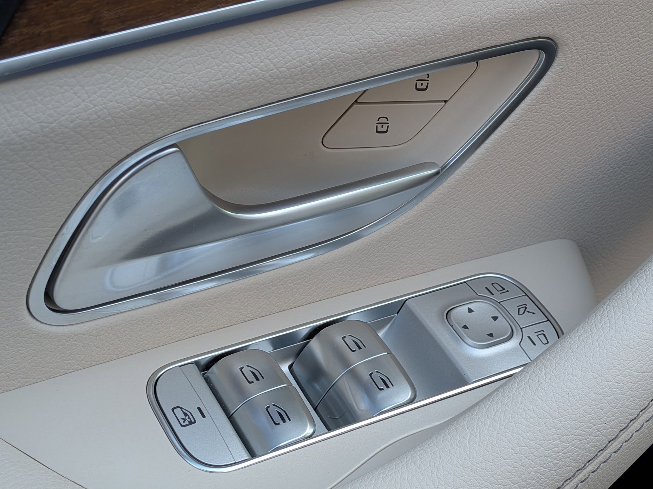 Certified 2024 Mercedes-Benz GLE 350 4MATIC image 16