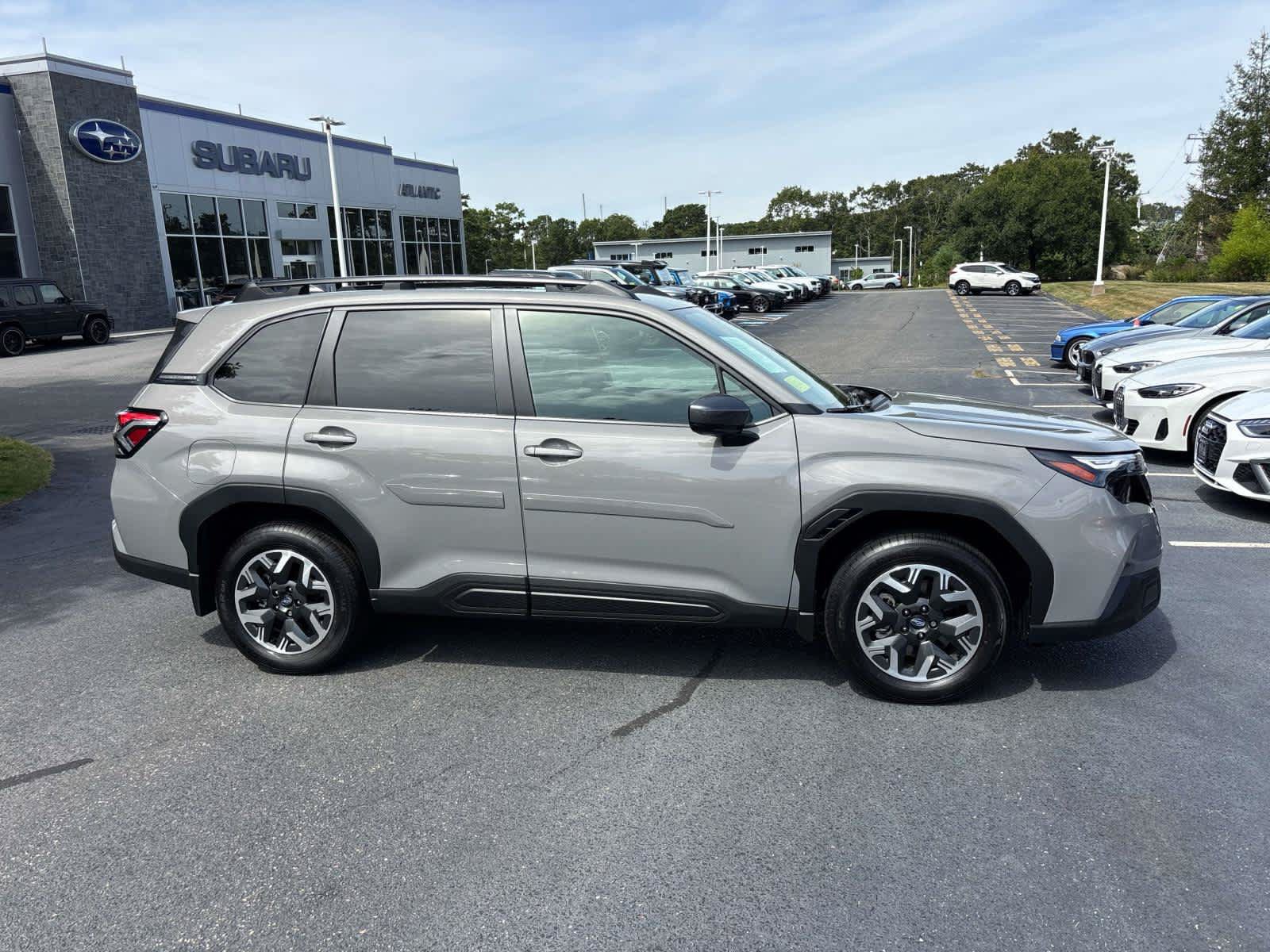 Used 2026 Subaru Forester Premium AWD/4WD image 2