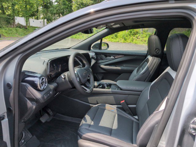 New 2025 Chevrolet Blazer EV LT image 33