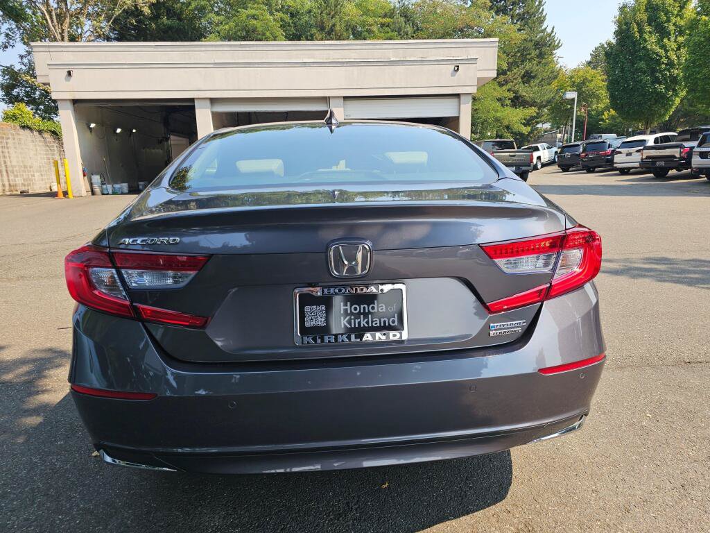 Certified 2018 Honda Accord Touring image 6
