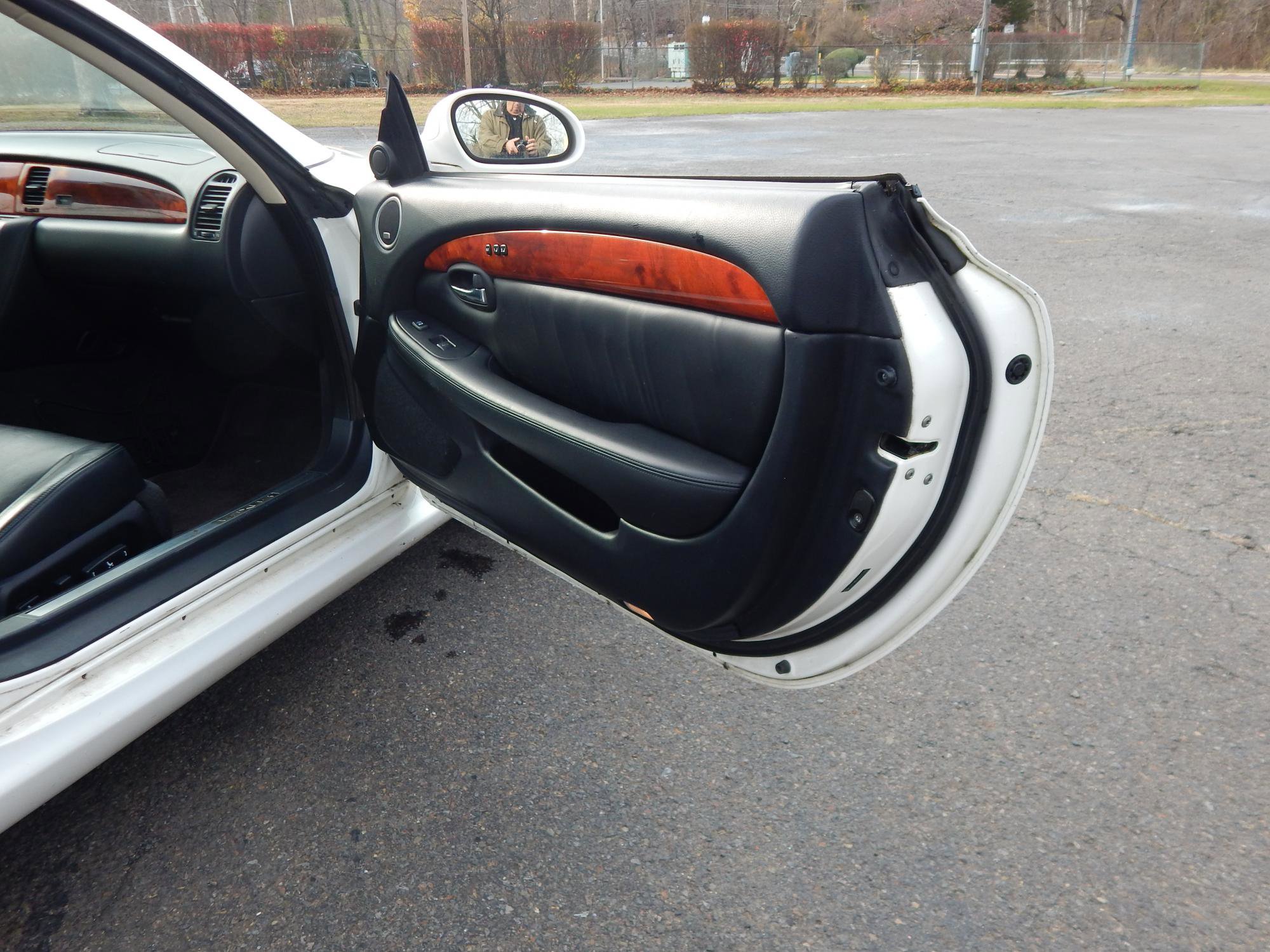 Used 2005 Lexus SC 430 CONVERTIBLE 2-DR w/ Preferred Accessory Pkg image 16