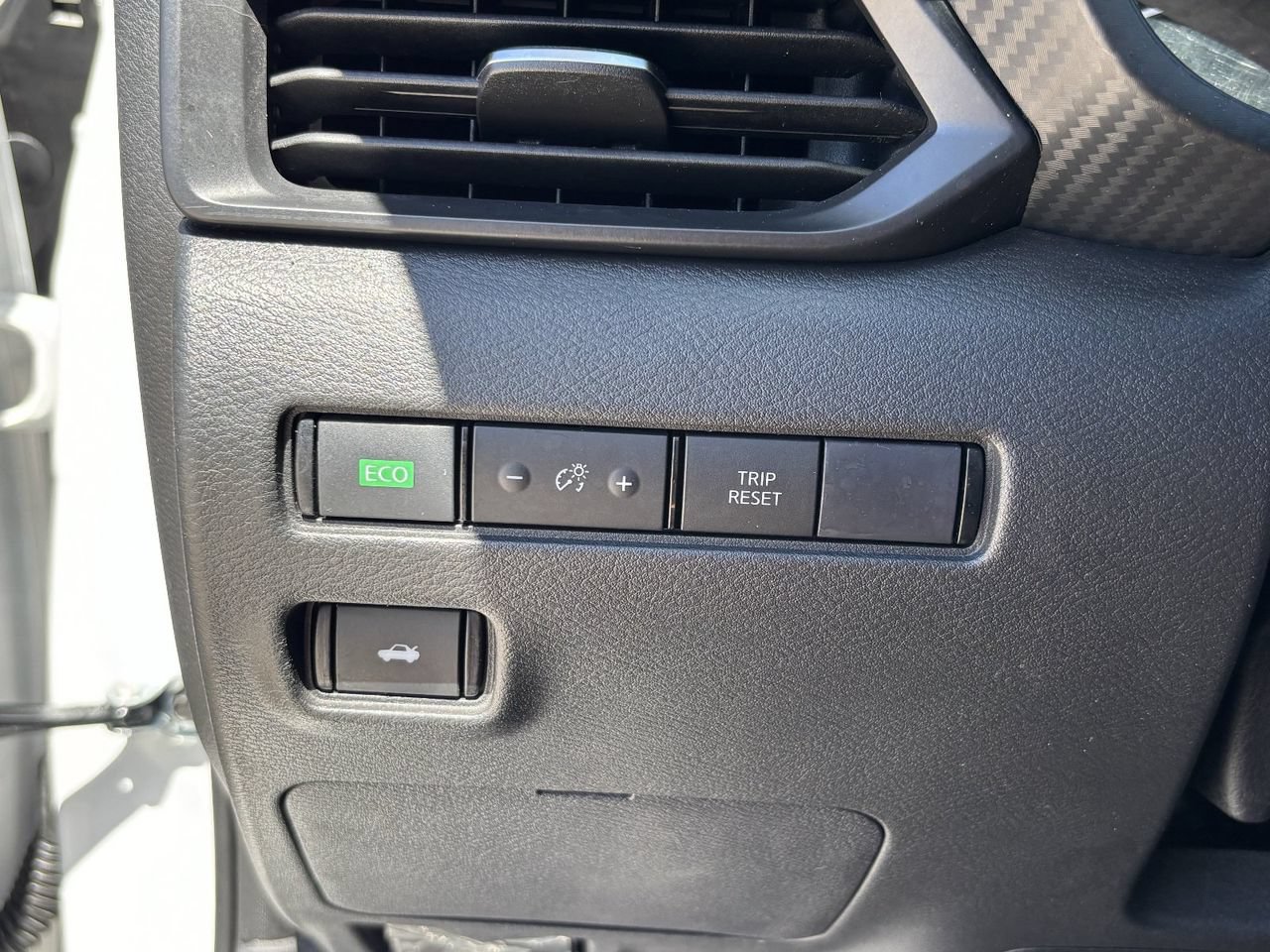 Used 2024 Nissan Sentra S FWD image 31