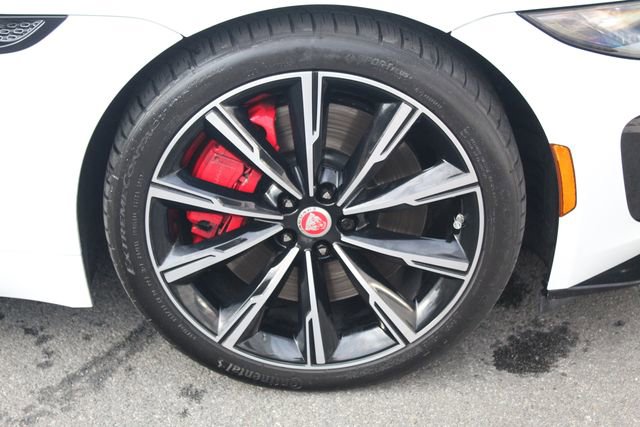 Used 2023 Jaguar F-TYPE R image 7