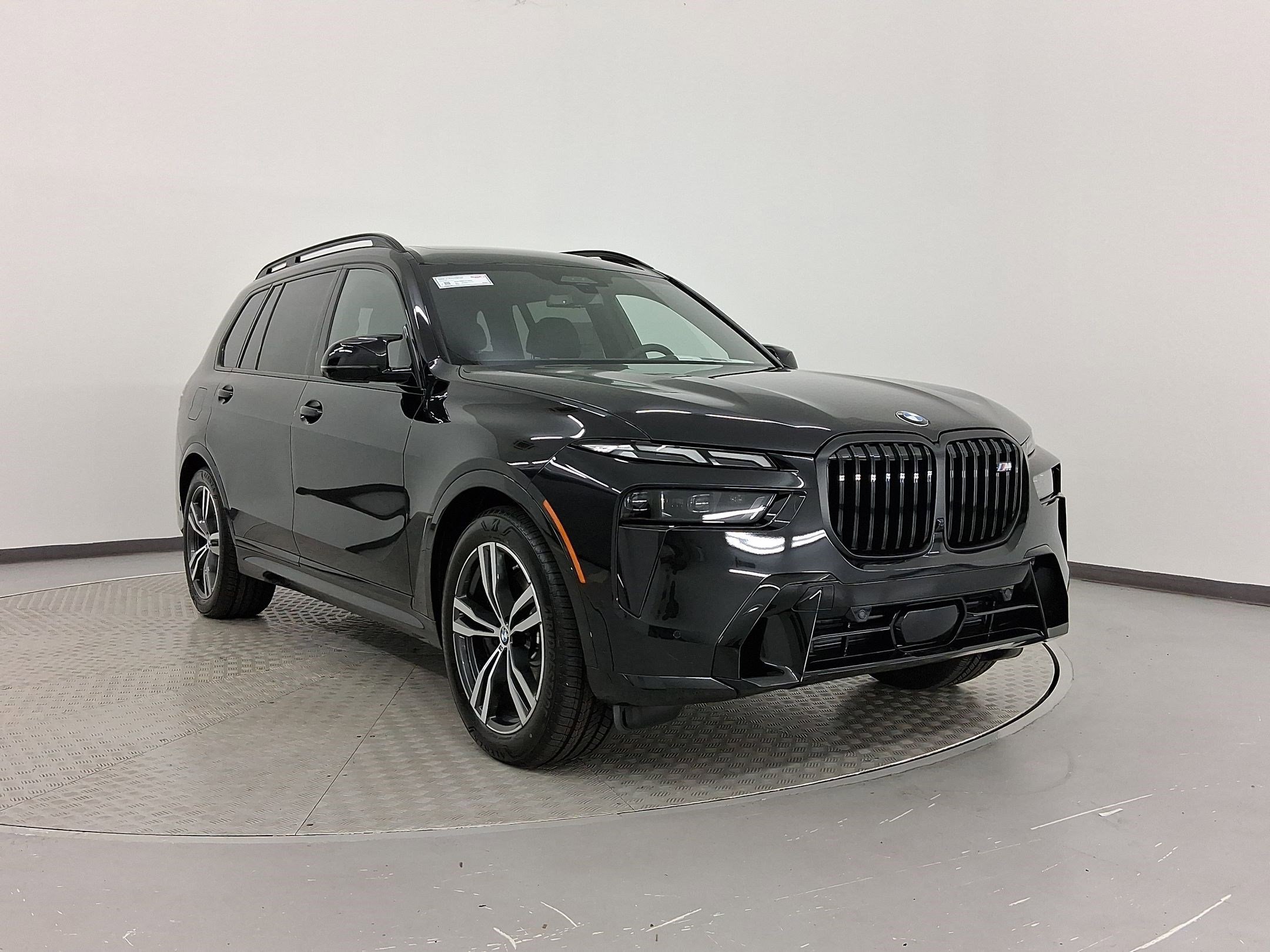 New 2026 BMW X7 M60i image 7