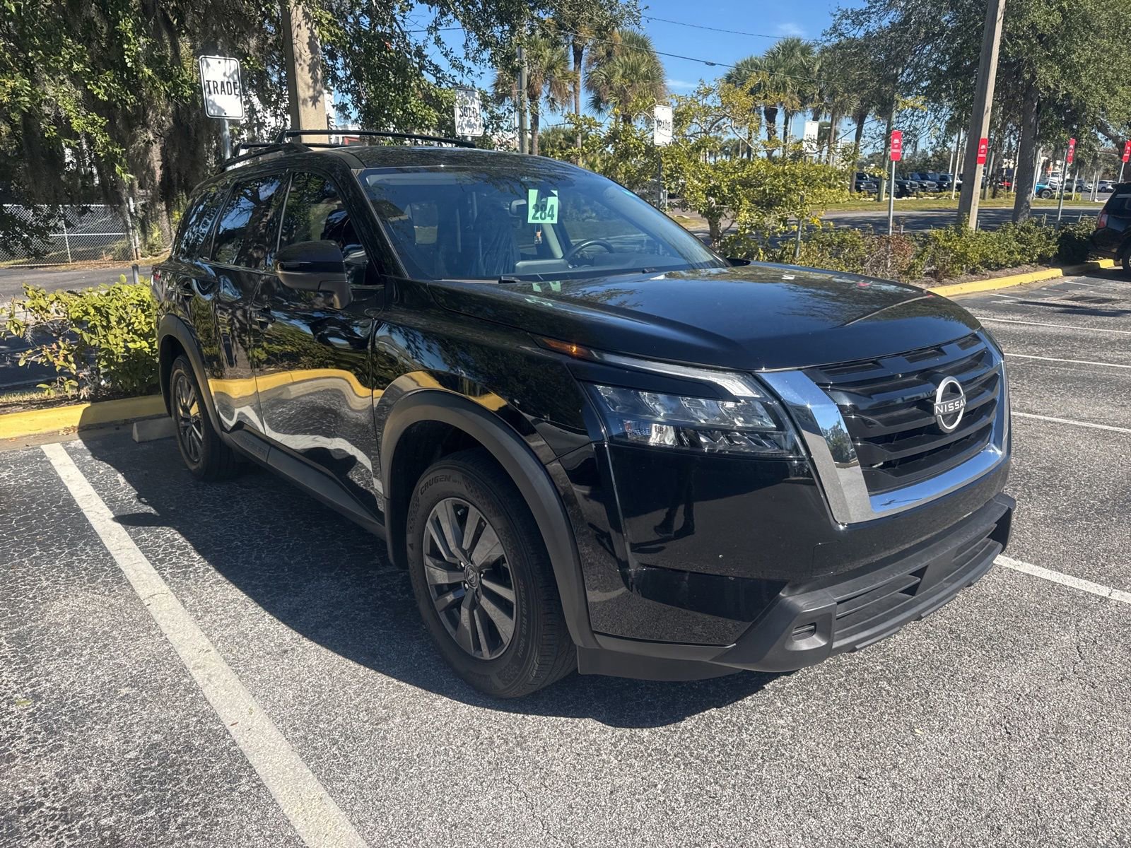 Certified 2024 Nissan Pathfinder SV image 29