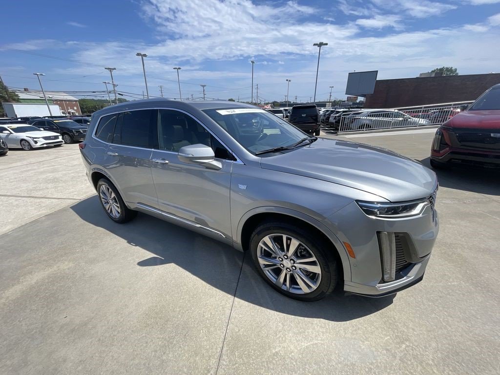 Certified 2024 Cadillac XT6 Premium Luxury w/ Technology Package AWD/4WD image 2