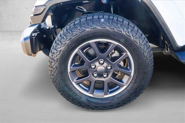 Used 2021 Jeep Gladiator Overland w/ Popular Equipment Package AWD/4WD image 9