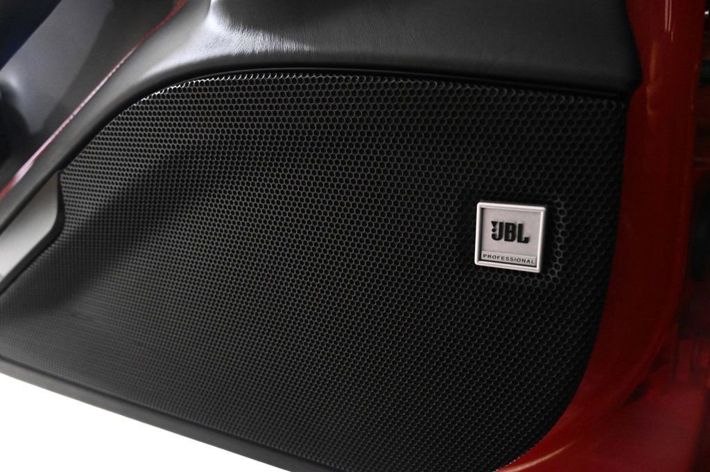 Used 2022 Ferrari F8 Tributo image 22