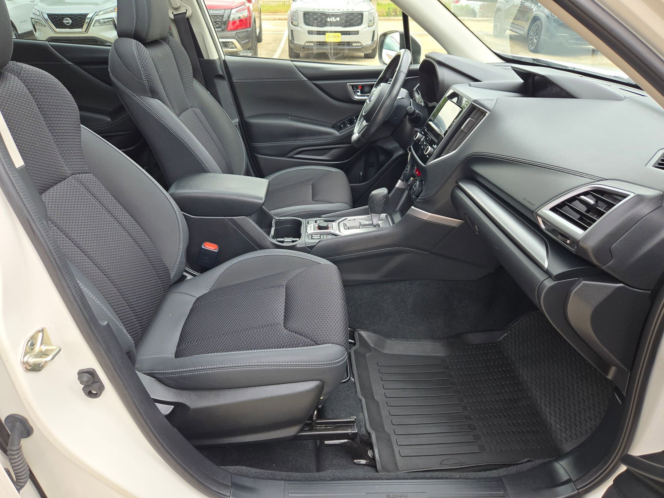 Used 2020 Subaru Forester Premium AWD/4WD image 25