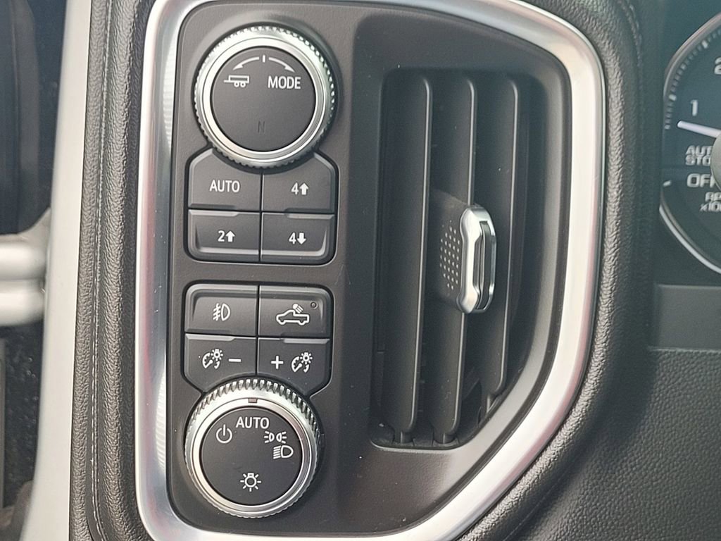 Used 2021 GMC Sierra 1500 Elevation w/ LPO, Elevation Black Package AWD/4WD image 26
