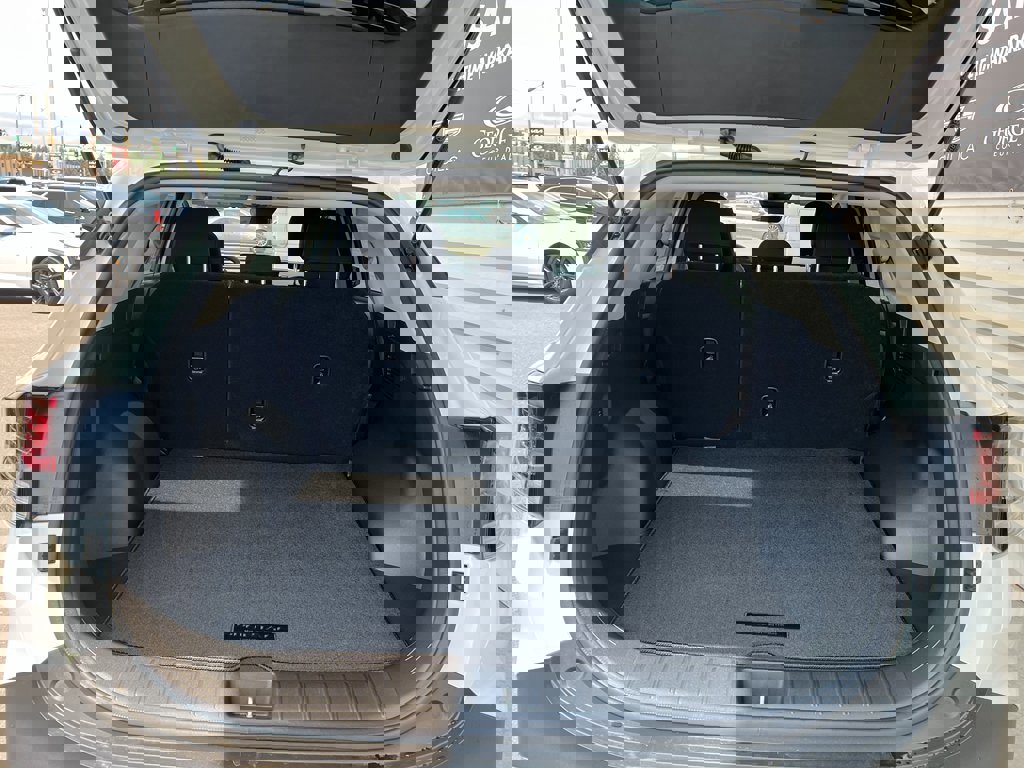 New 2025 Kia Sportage LX image 13