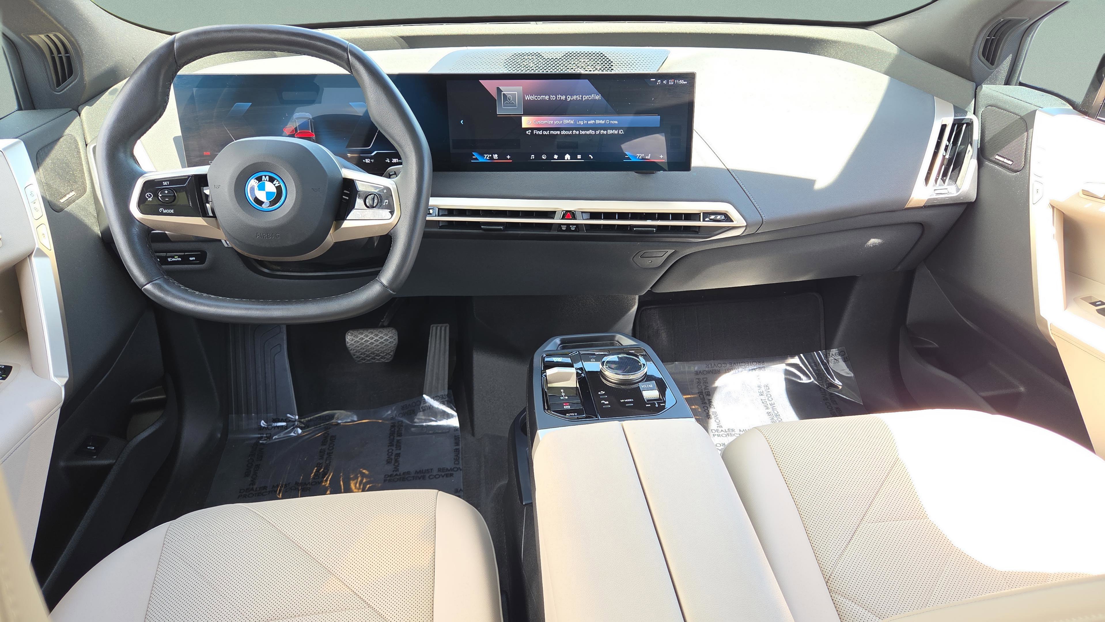 Used 2024 BMW iX xDrive50 w/ Sport Package AWD/4WD image 12