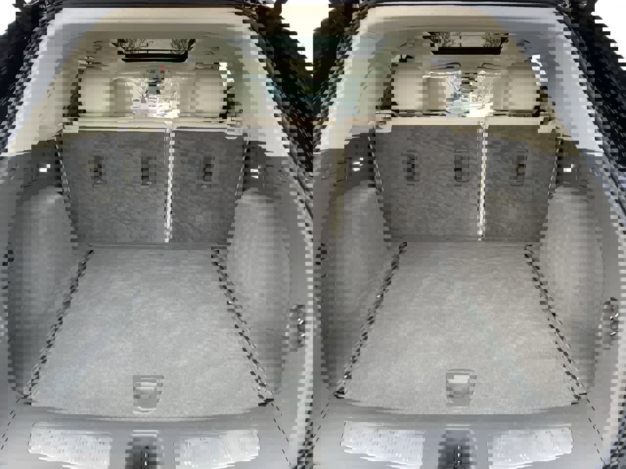 Certified 2022 Cadillac XT5 Premium Luxury image 17