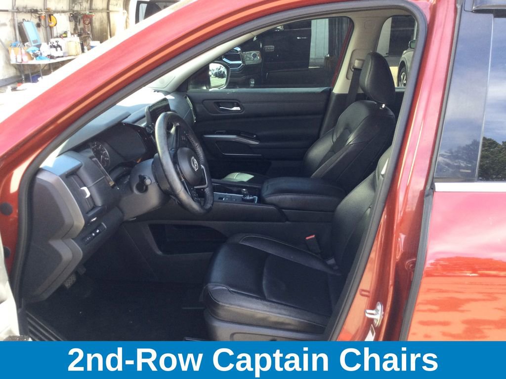 Used 2022 Nissan Pathfinder SL w/ SL Premium Package image 16