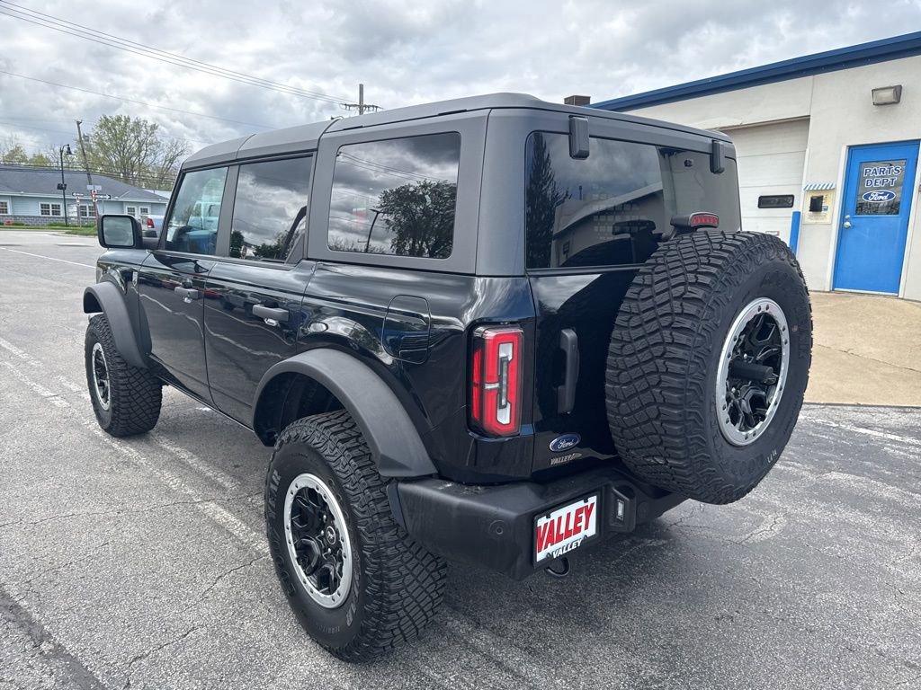 Used 2023 Ford Bronco Big Bend w/ Sasquatch Package AWD/4WD image 5