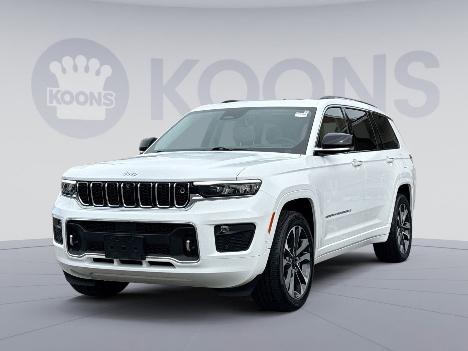 Used 2023 Jeep Grand Cherokee L Overland w/ Advanced Protech Group III image 1