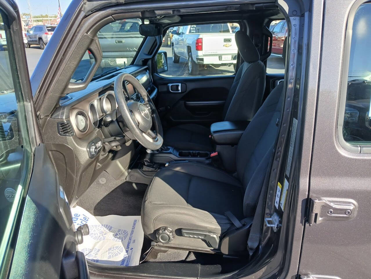 Used 2019 Jeep Wrangler Unlimited Sport image 15