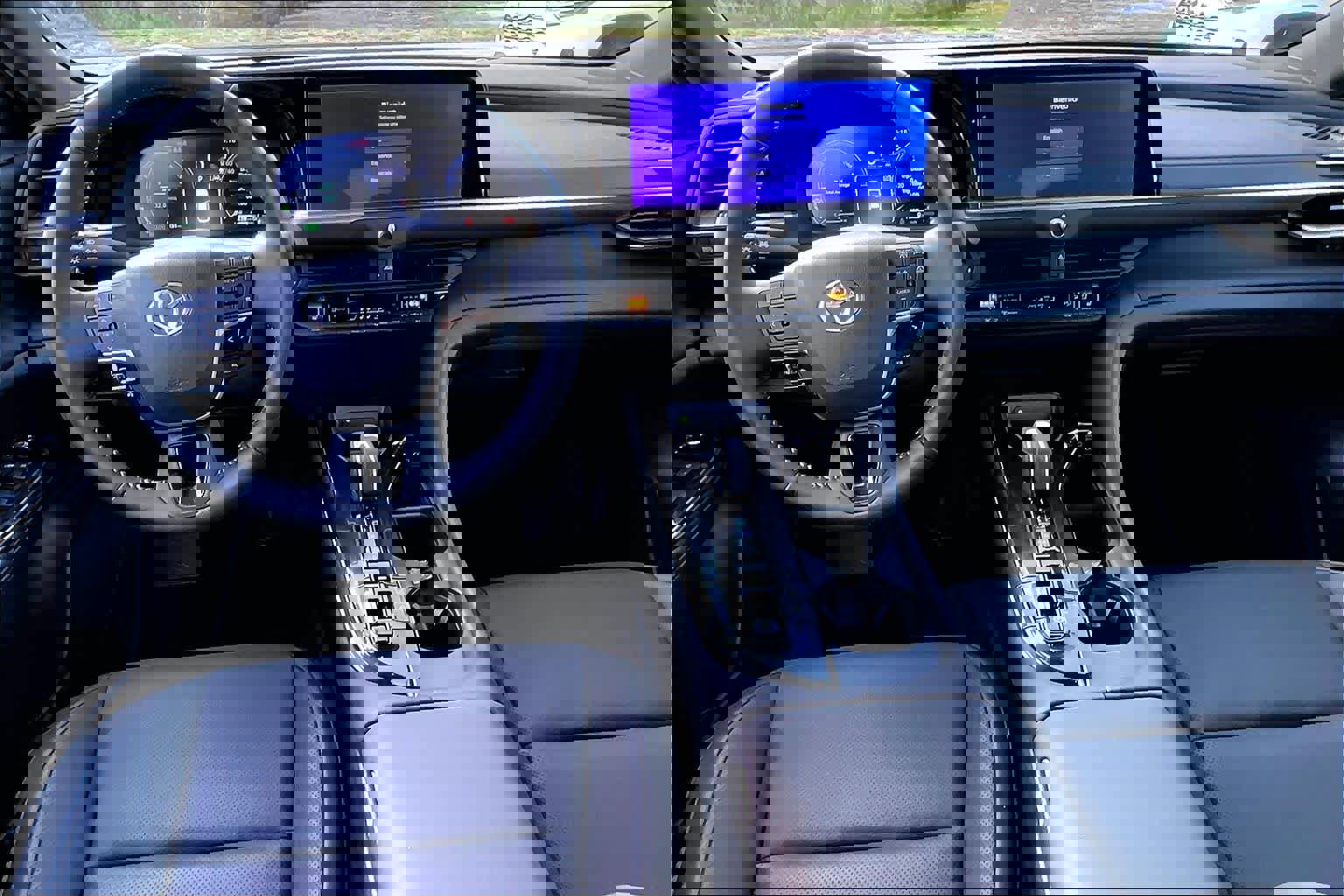 New 2026 Toyota Crown XLE AWD/4WD image 5