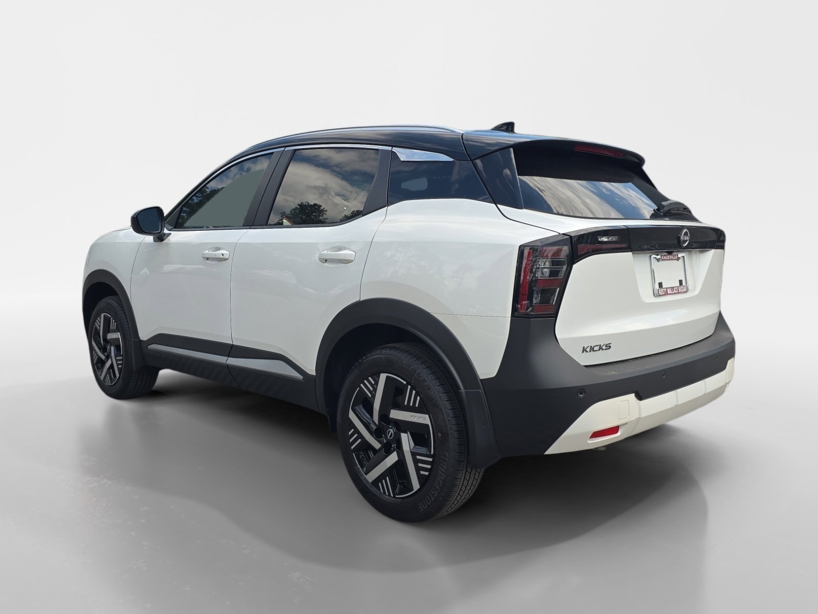 New 2026 Nissan Kicks SV FWD image 3