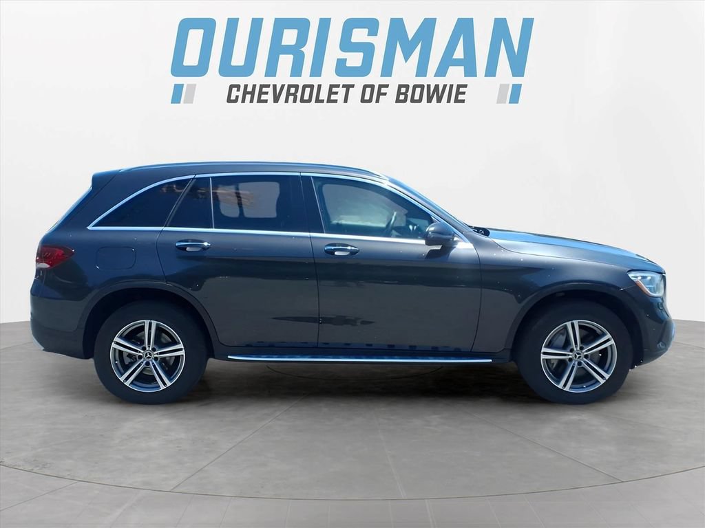 Used 2021 Mercedes-Benz GLC 300 4MATIC image 2