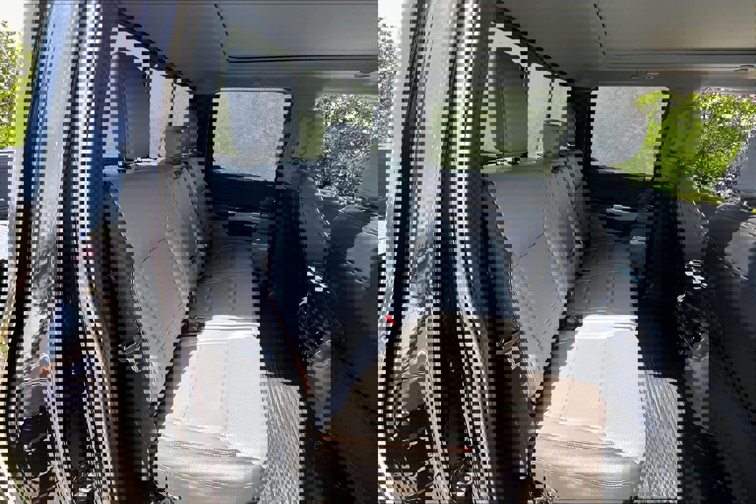 Certified 2025 Ford F150 Lariat w/ Equipment Group 502A High image 28